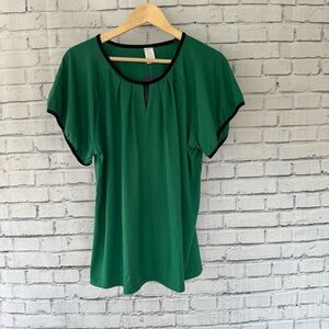 Elegant Green Blouse‎ with Black Accents